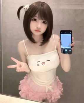 极品娃娃脸娇小抱着干返爽天