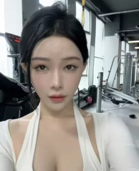 身材超级性感的妹妹