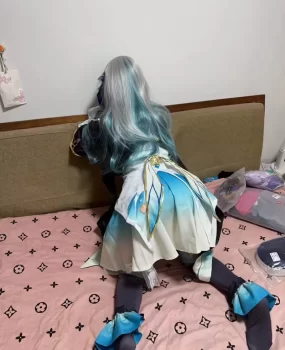 体验南京cos白虎萝莉