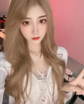 长腿高颜值女神极致诱人