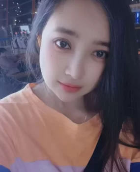 朝鲜族颜值风骚女