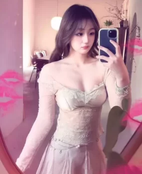 成都幺妹粉鲍鱼发育的很美