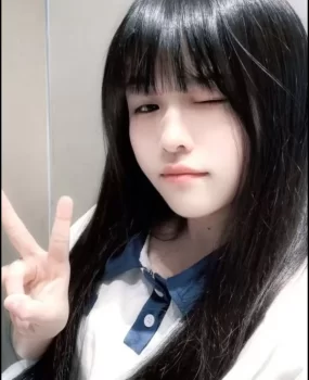 长沙傲娇小萝莉 打电话娇喘