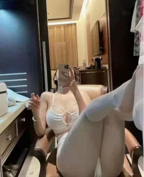 源哥假日宾馆(六安火车站店