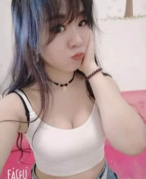 拉萨 可爱气质小姐姐