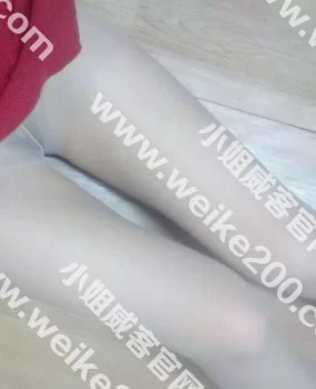 兼职美女一枚刚下水的