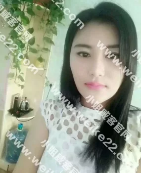 张店约一漂亮兼职楼凤，身材不错。