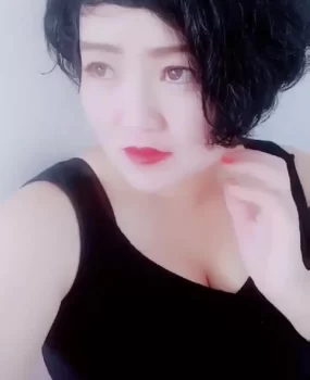 丰满js,微信附近人搜到的