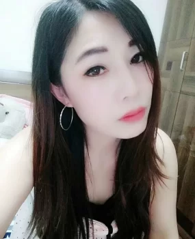 营康西路按摩店发现的极品，有熟妇也有少女