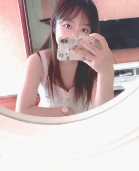 成都极品00后美女。温柔可爱