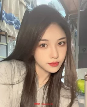 盐城极品美乳，身体顺滑易高潮，肤白细滑容易高潮，叫声甜美